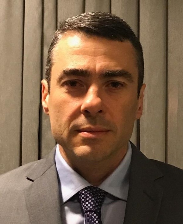Prof. Luciano Pivoto Specht