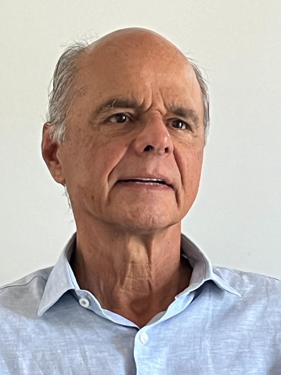 Prof. Márcio Almeida